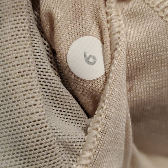 Lululemon Sports Bra small - Picture 7 of 7